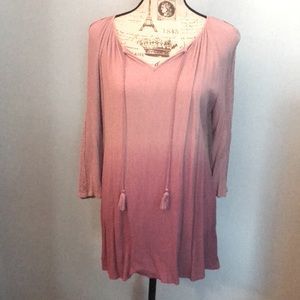 💥SALE💥 🔴2/$10 Como Vintage 3/4 Sleeve Ombré Peasant Top